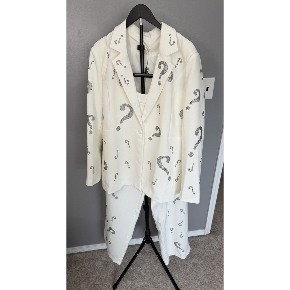 L'atiste by Amy Plus Size 3X White Pantsuit Rhinestone Question Marks 2 Pc NWT